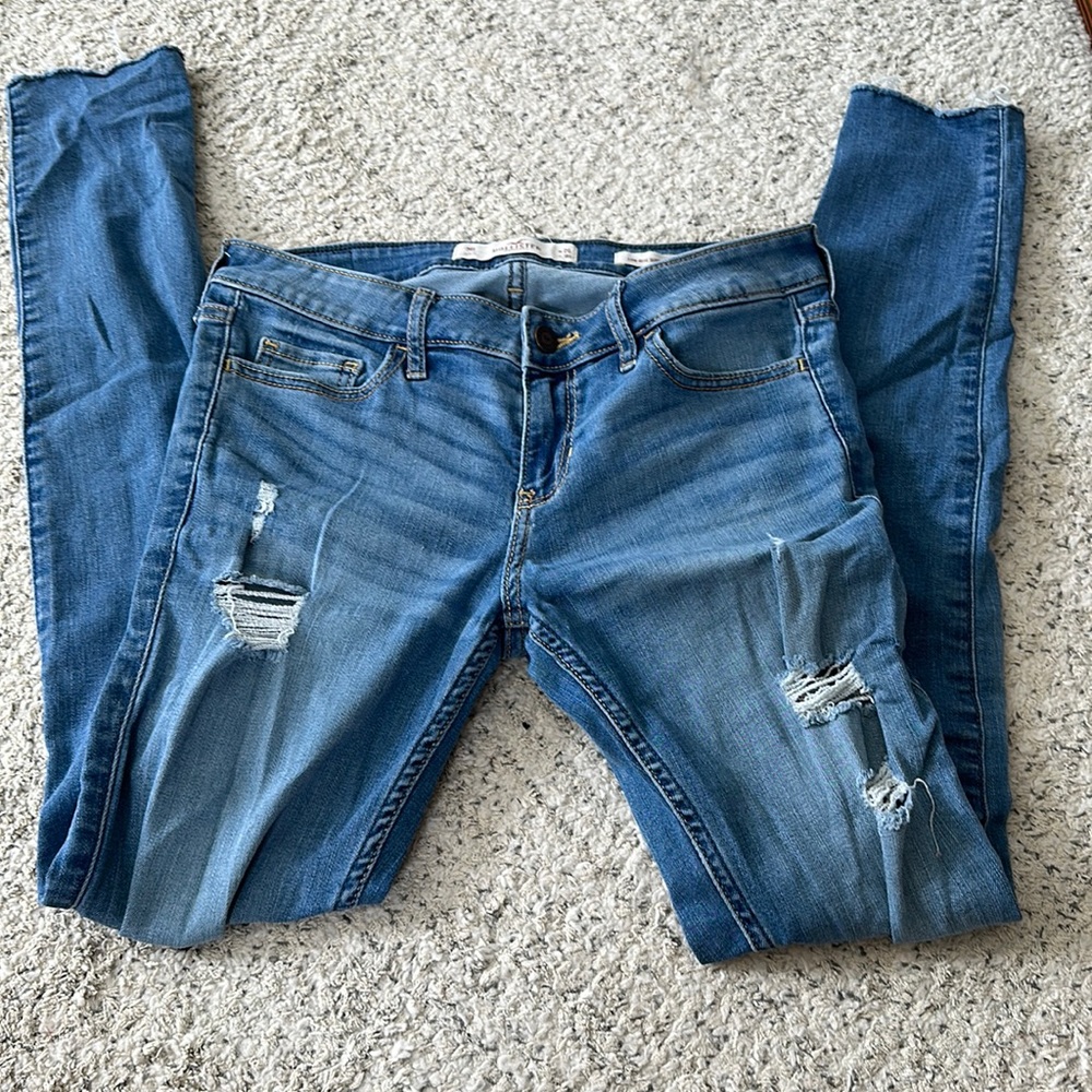 Hollister Low Rise Ripped Skinny Jeans